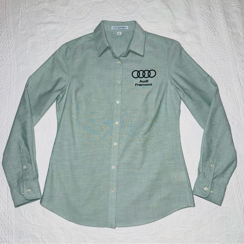 Women’s Audi Button Up Shirt Long Sleeves Light Green Fremont Costume Car Sale